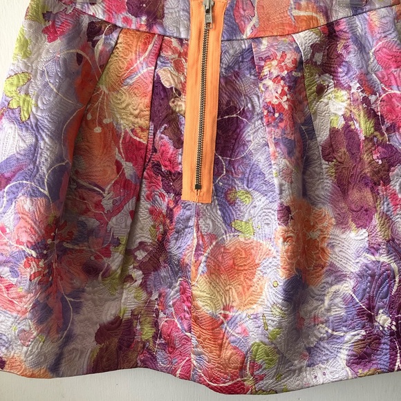 5/25 ASOS mini waist pleated floral print skirt - Picture 4 of 7